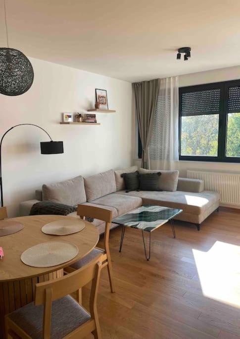 Nine Luxe. 53m2+ Garage+balcony. New Build. Apartman Zagreb